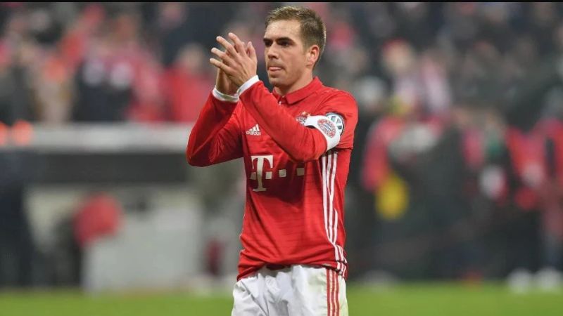 Hậu vệ phải xuất sắc nhất Euro gọi tên cầu thủ Philipp Lahm